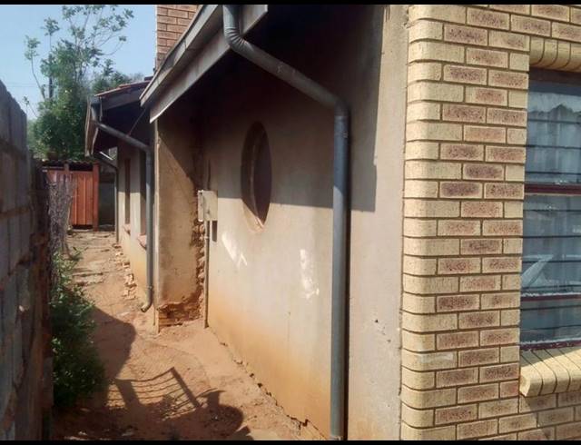 2 BEDROOM HOUSE FOR SALE IN KLIPSPRUIT